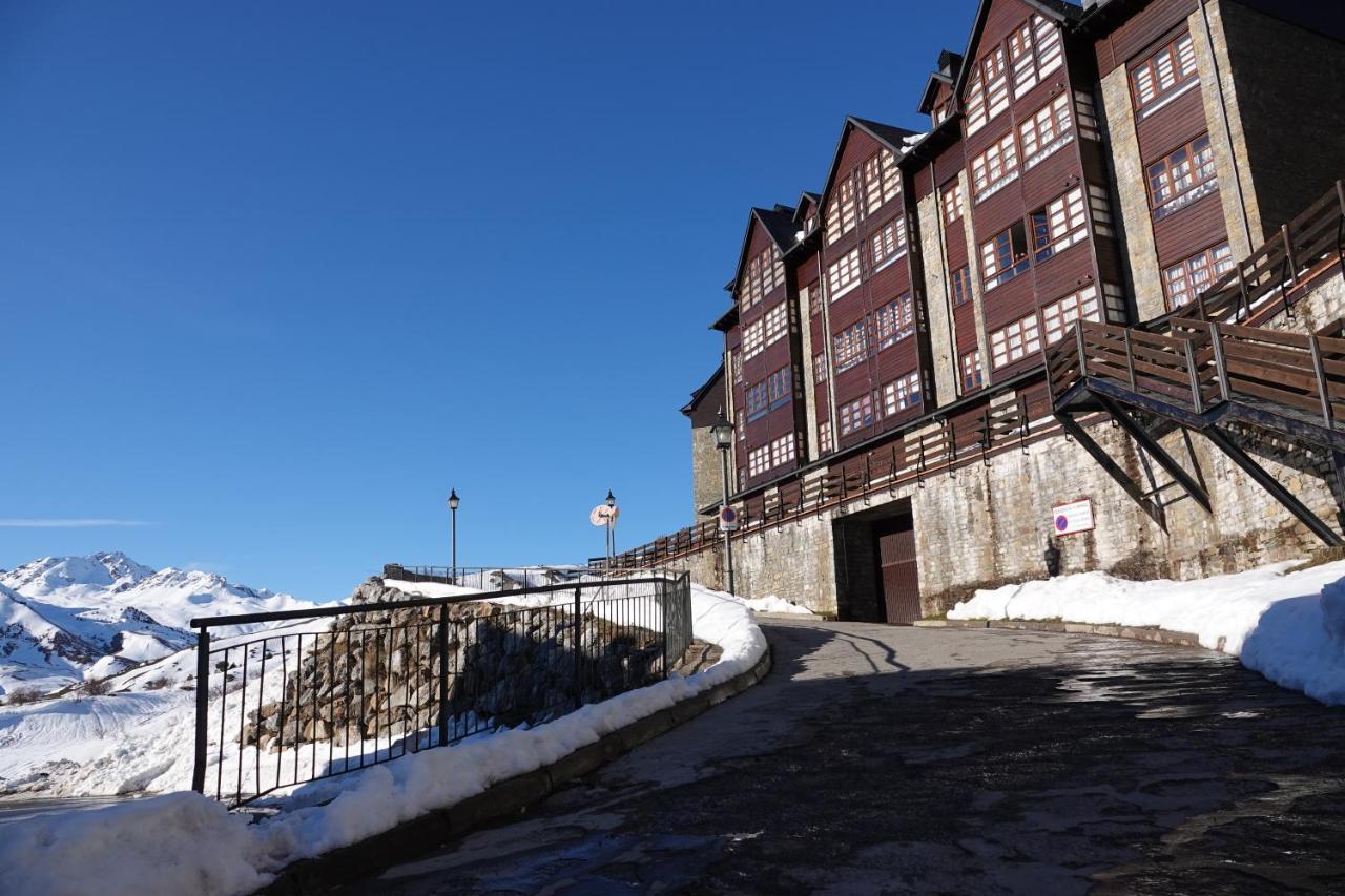 Ferienwohnung Stone Garaje Cubierto Y Trastero Pirineos360 Formigal Exterior foto